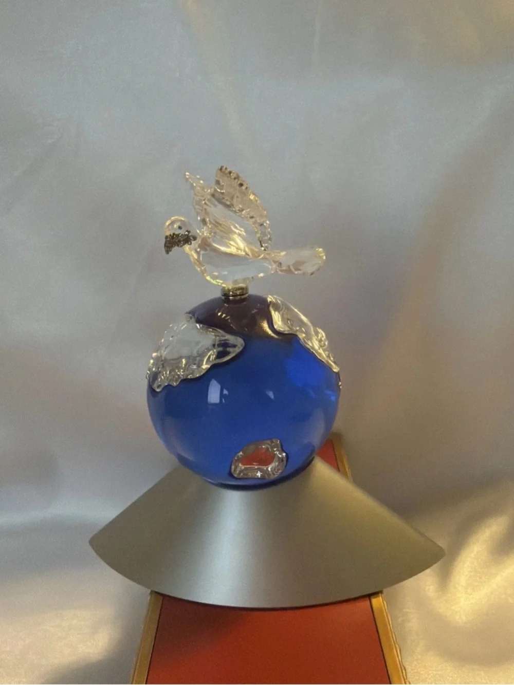 Swarovski Crystal Millennium Crystal Planet Vision 2000 Figurine 238985